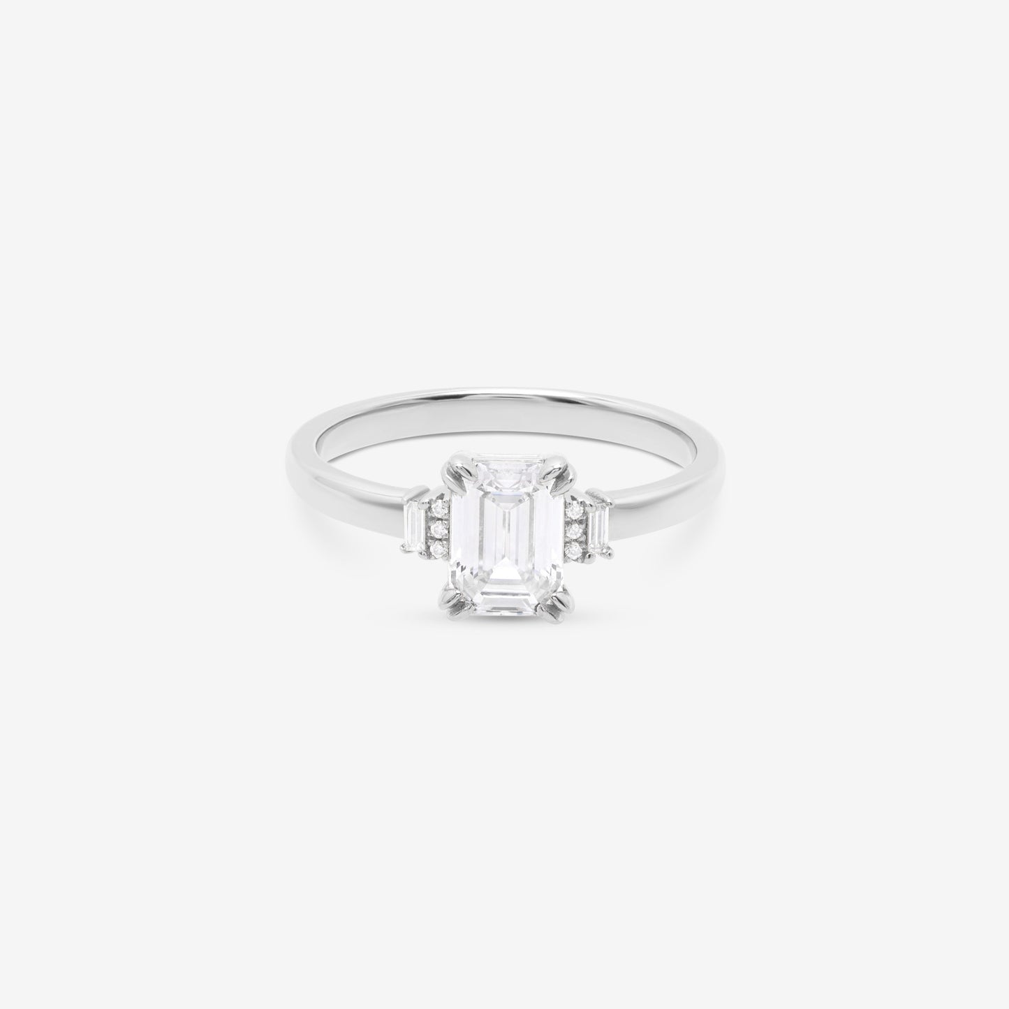 EMERALD CUT SIGNATURE