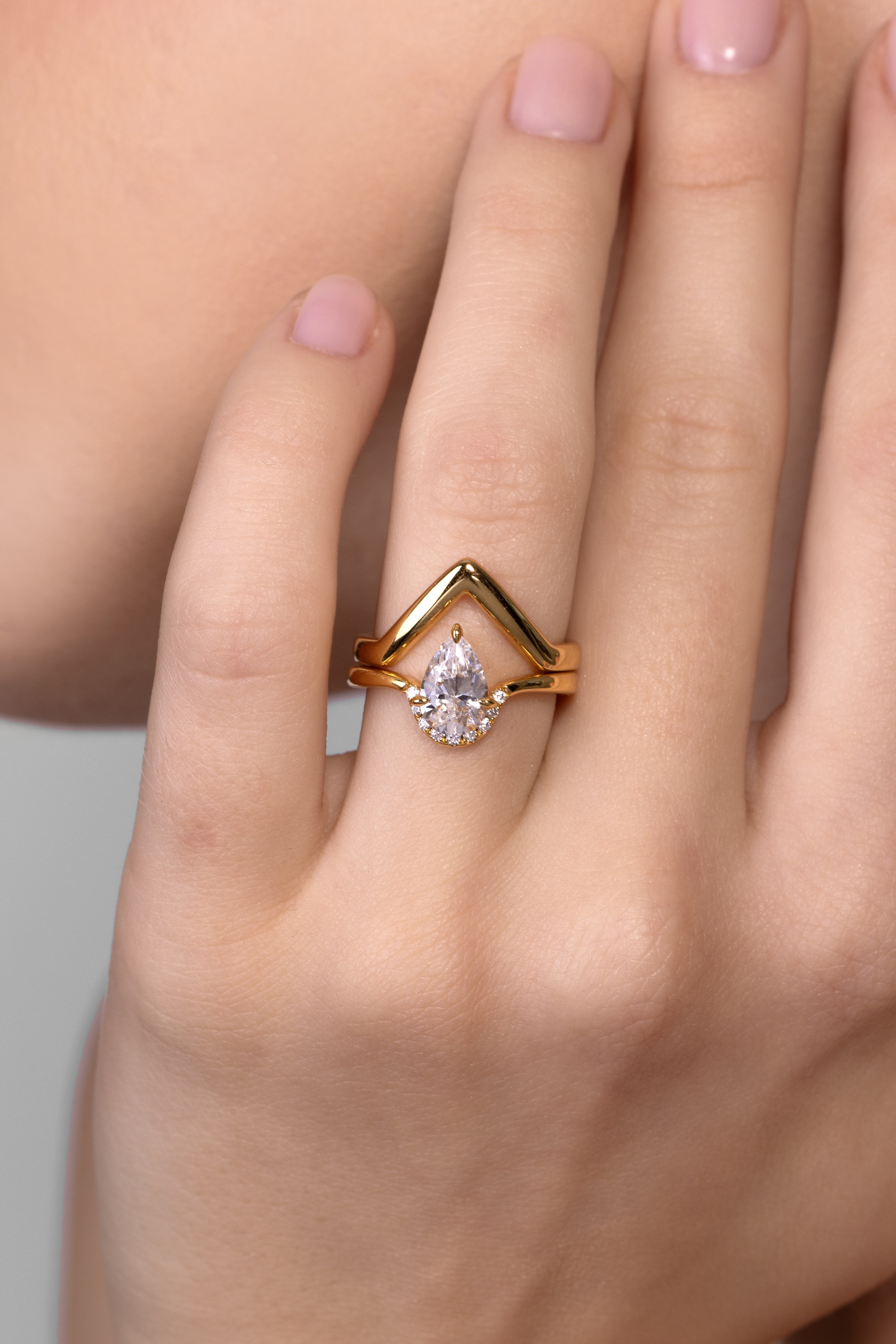 Teardrop Pear Diamond Pavé Ring