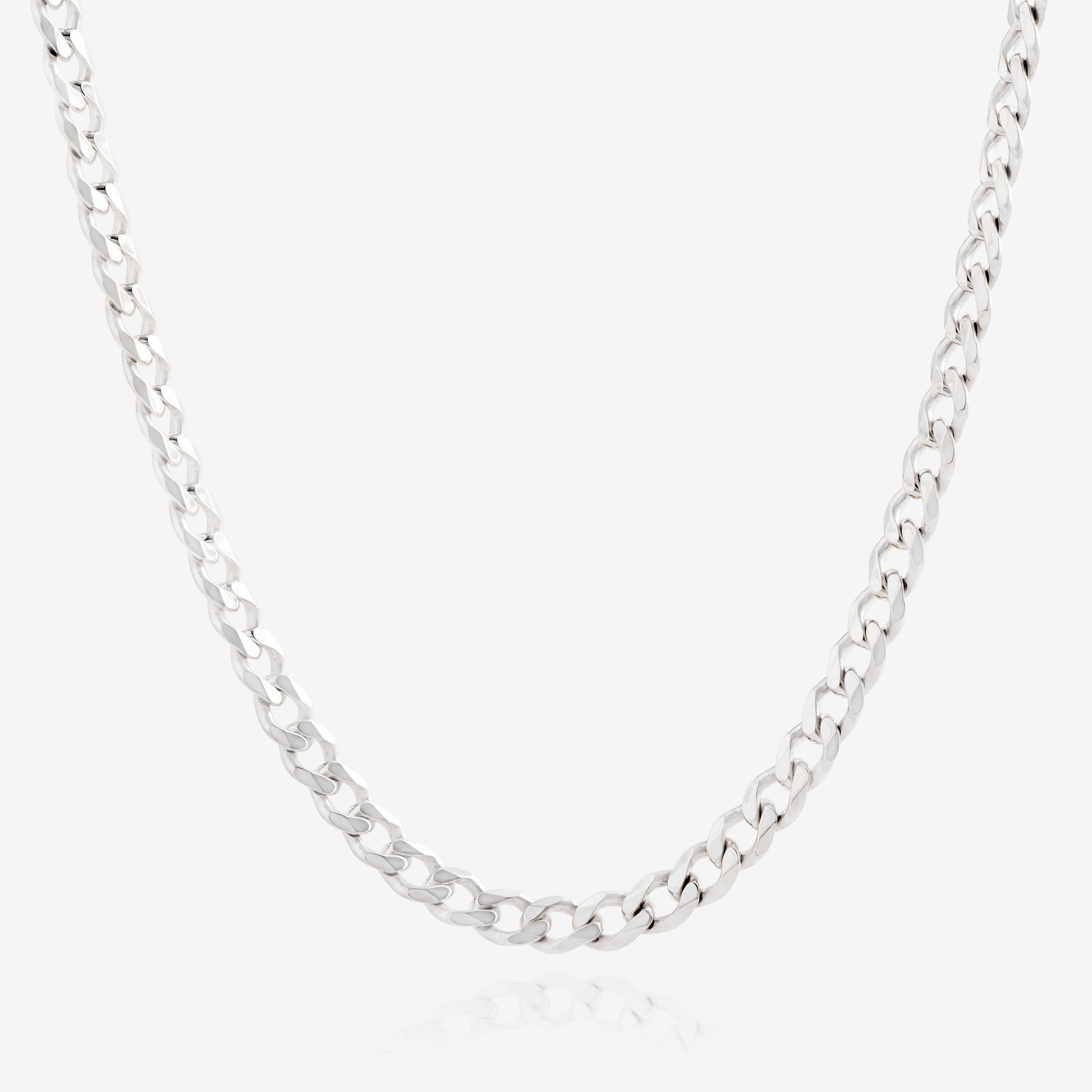 Nik Jewellery 7.5 mm 22 inch silver curb chain necklace, full front view.